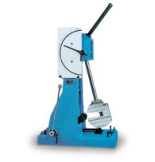 Маятниковый копер для испытаний на ударную вязкость по Шарпи